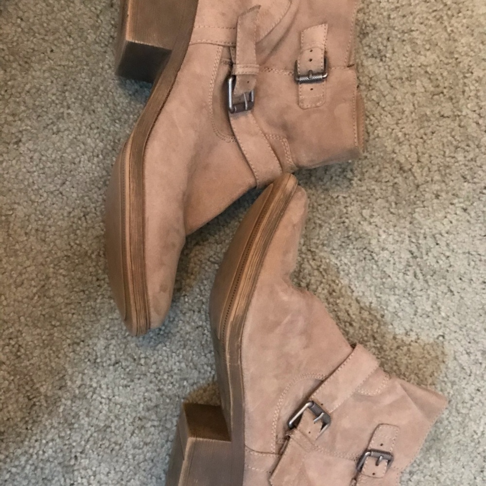 Ankle boots
